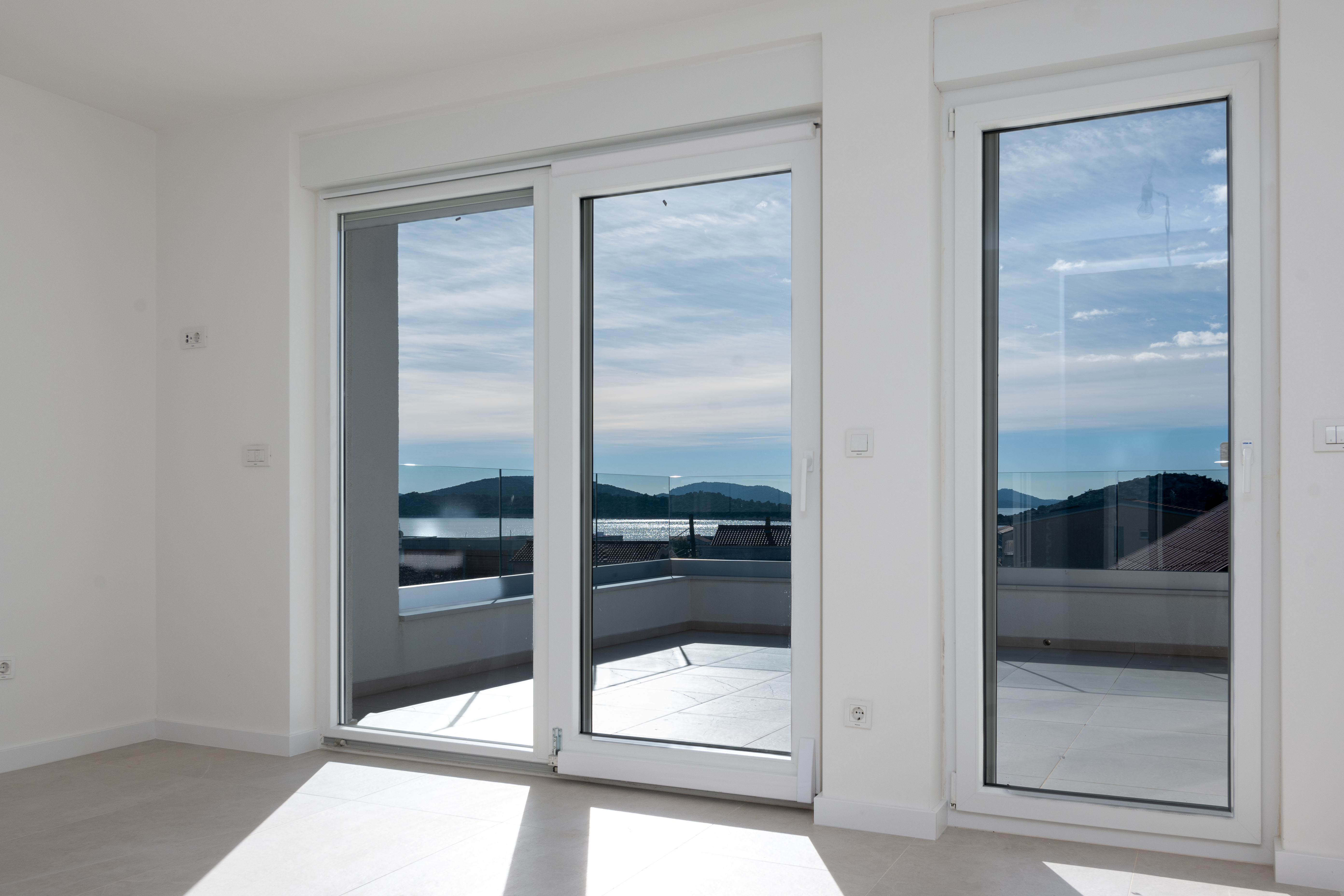 Duplex kuća s bazenom na top lokaciji