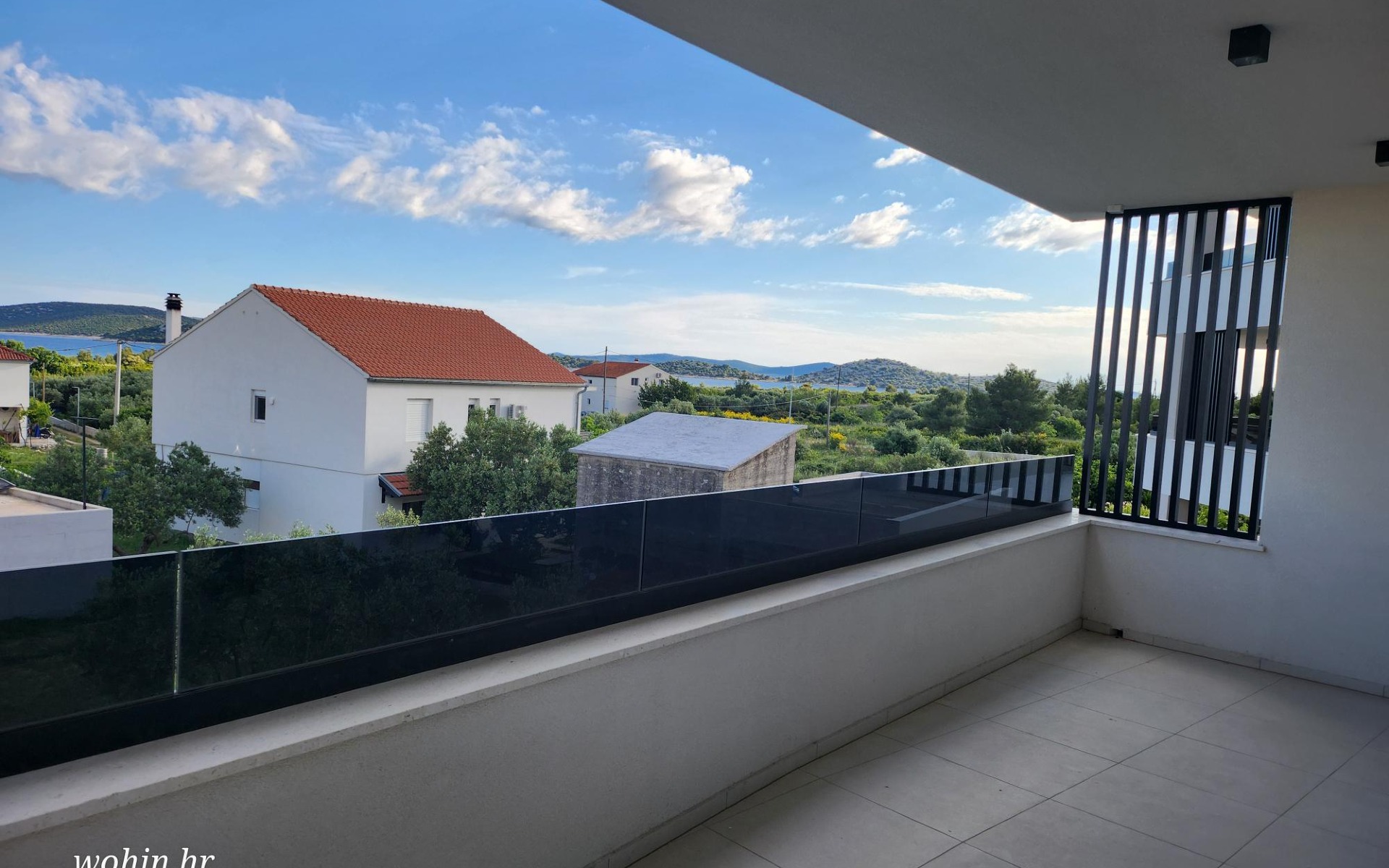 SNIŽENA CIJENA Kvalitetne novogradnje na lijepoj lokaciji u blizini mora