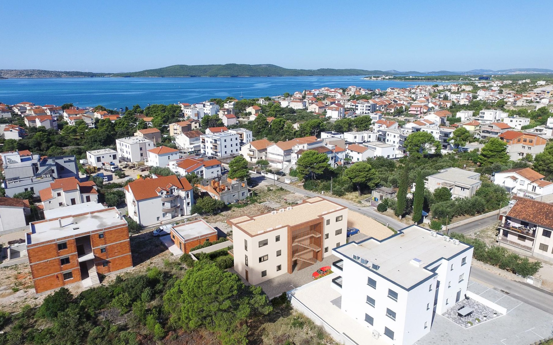 Prvi kat novogradnje dvosoban stan